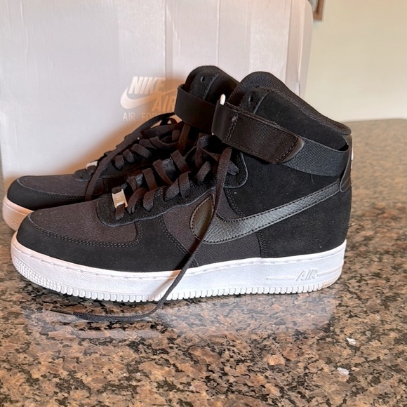 10.5 black air force 1